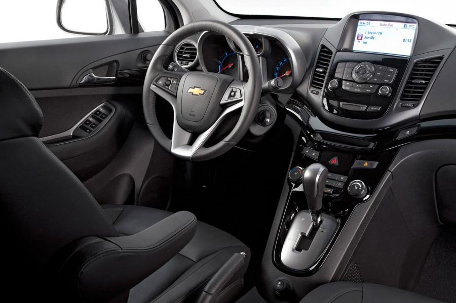  Chevrolet Orlando 2011 года  (EU) (фото 3 из 11)
